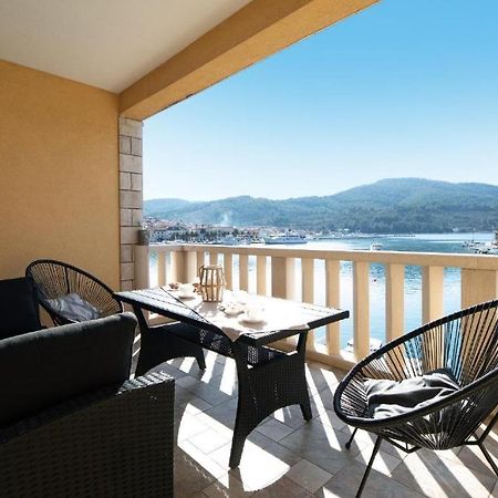 Apartments Dea Caeli Vela Luka Exterior photo
