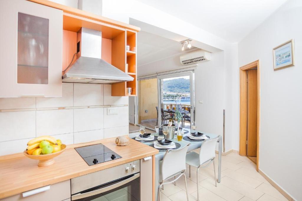 Apartments Dea Caeli Vela Luka Exterior photo