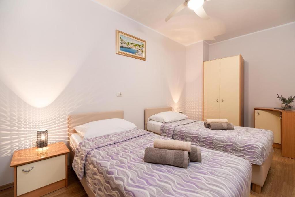 Apartments Dea Caeli Vela Luka Exterior photo
