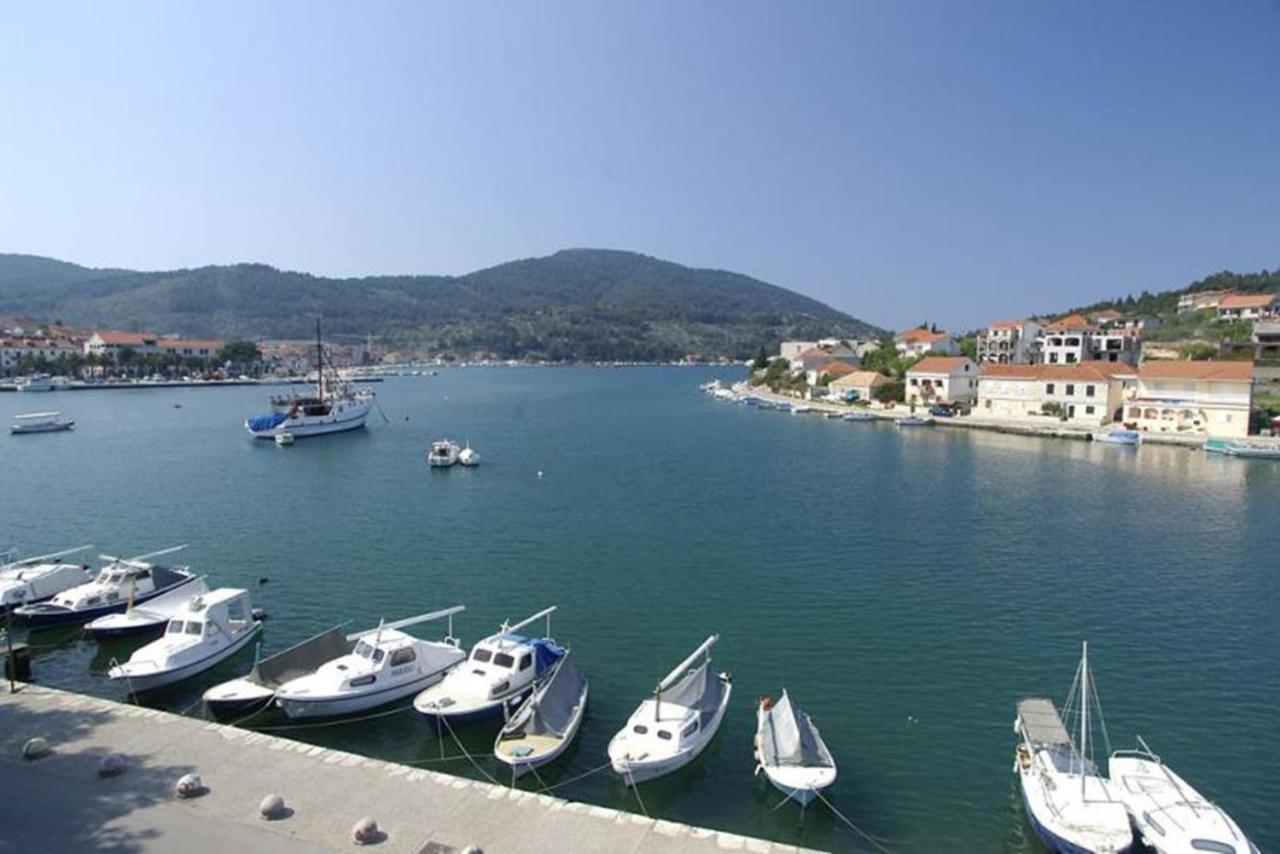 Apartments Dea Caeli Vela Luka Exterior photo